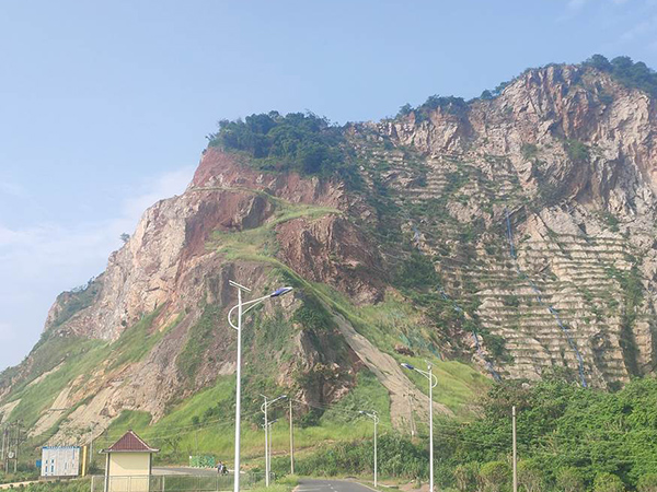 礦山生態草莓视频下载黄污